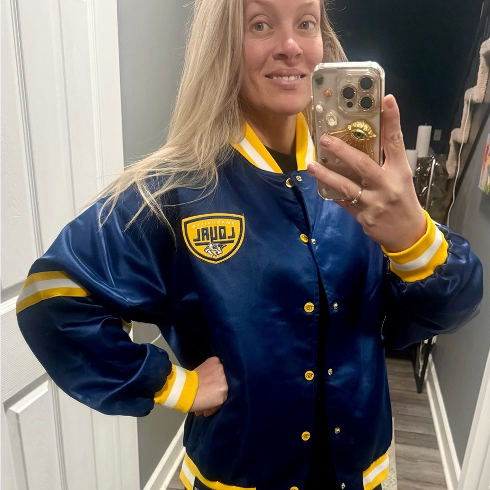 2025 Nashville Predators Smashville Loyal Exclusive Jacket Medium